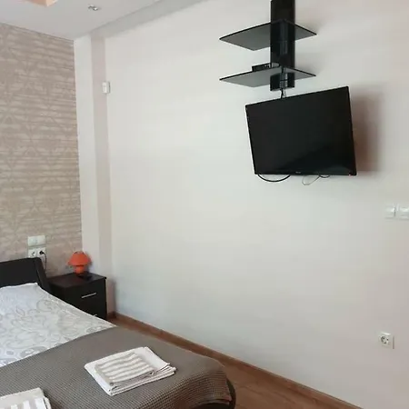 Luxury 2 Bedroom,2 Bathroom ,free Parking شقة *