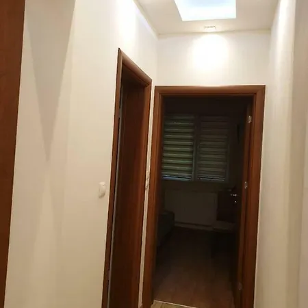 شقة Luxury 2 Bedroom,2 Bathroom ,free Parking بلوفديف