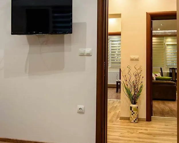 Luxury 2 Bedroom,2 Bathroom ,free Parking * プロヴディフ